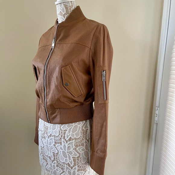 New Leather bomber jacket women Walter Baker size L,runs M-L org $459 - Picture 5 of 13